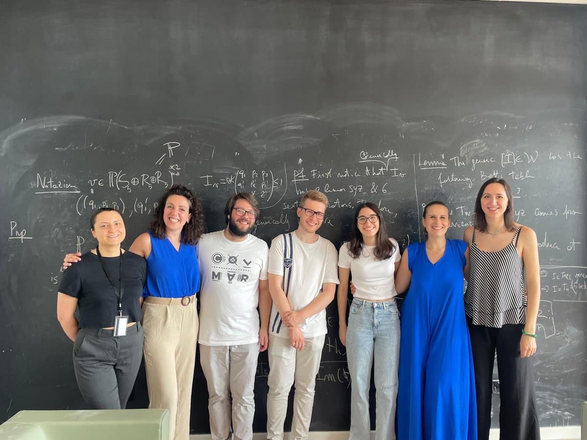 Our lab is now a lab of seven people! (lab meeting, July 2024)